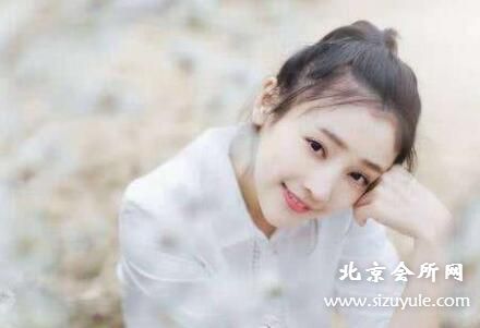 女性朋友肌肤护理的习惯